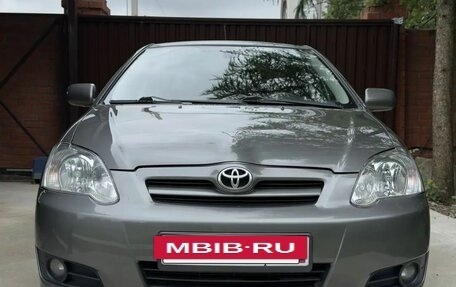Toyota Corolla, 2004 год, 850 000 рублей, 3 фотография