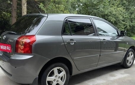 Toyota Corolla, 2004 год, 850 000 рублей, 2 фотография