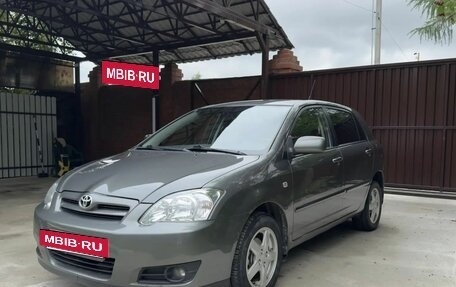 Toyota Corolla, 2004 год, 850 000 рублей, 8 фотография