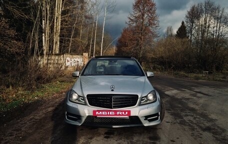 Mercedes-Benz C-Класс, 2012 год, 1 200 000 рублей, 7 фотография