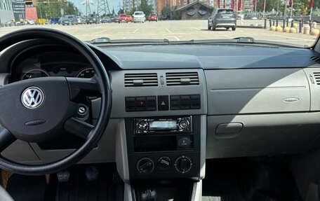 Volkswagen Pointer, 2004 год, 390 000 рублей, 23 фотография