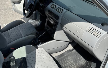 Volkswagen Pointer, 2004 год, 390 000 рублей, 25 фотография