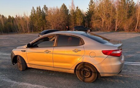 KIA Rio III рестайлинг, 2014 год, 500 000 рублей, 3 фотография