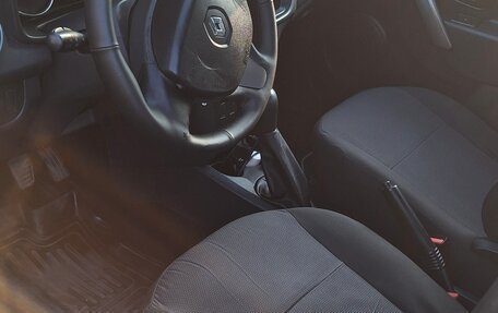 Renault Logan II, 2019 год, 515 000 рублей, 14 фотография