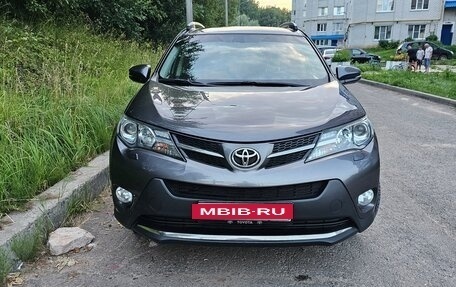 Toyota RAV4, 2013 год, 1 500 000 рублей, 2 фотография