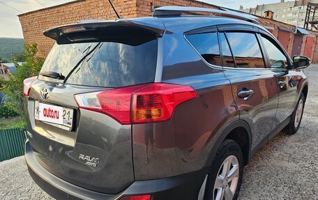 Toyota RAV4, 2013 год, 1 500 000 рублей, 18 фотография
