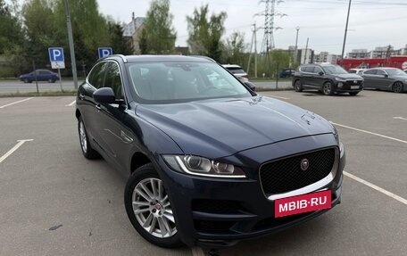 Jaguar F-Pace, 2017 год, 2 140 000 рублей, 2 фотография