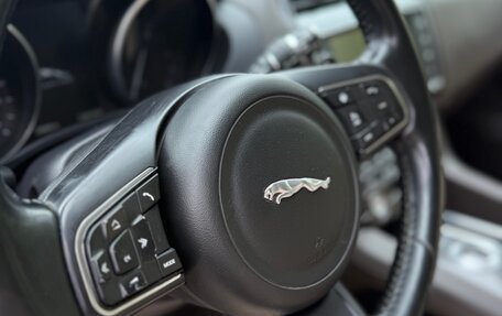 Jaguar F-Pace, 2017 год, 2 140 000 рублей, 8 фотография