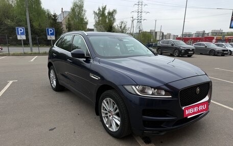 Jaguar F-Pace, 2017 год, 2 140 000 рублей, 4 фотография