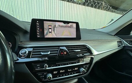 BMW 5 серия, 2019 год, 3 550 000 рублей, 15 фотография