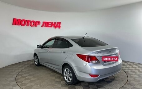 Hyundai Solaris II рестайлинг, 2012 год, 800 000 рублей, 6 фотография