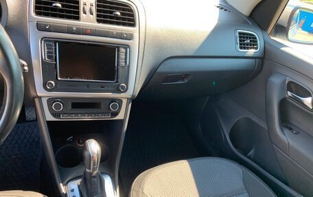 Volkswagen Polo VI (EU Market), 2015 год, 995 000 рублей, 22 фотография