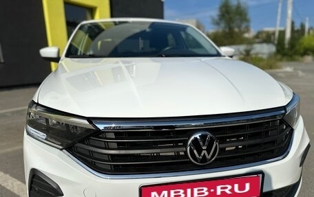 Volkswagen Polo VI (EU Market), 2022 год, 1 590 000 рублей, 21 фотография