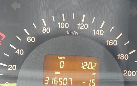 Mercedes-Benz Viano, 2003 год, 900 000 рублей, 14 фотография
