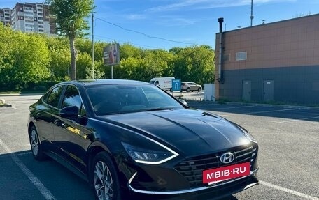 Hyundai Sonata VIII, 2020 год, 2 360 000 рублей, 2 фотография