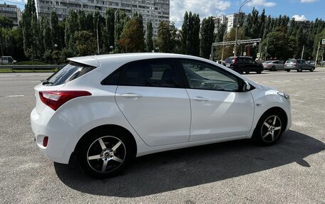 Hyundai i30 II рестайлинг, 2015 год, 1 250 000 рублей, 3 фотография