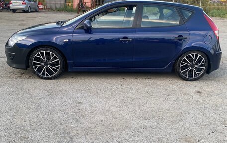 Hyundai i30 I, 2010 год, 680 000 рублей, 3 фотография