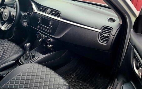 KIA Rio IV, 2021 год, 1 655 000 рублей, 6 фотография