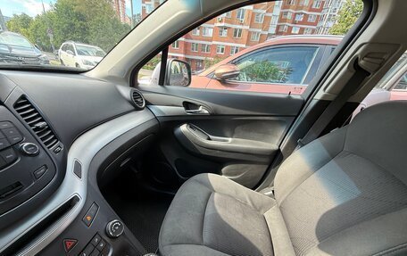 Chevrolet Orlando I, 2013 год, 990 000 рублей, 32 фотография
