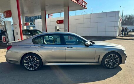 BMW 7 серия, 2021 год, 6 125 000 рублей, 4 фотография