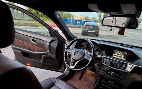 Mercedes-Benz E-Класс, 2012 год, 1 690 000 рублей, 13 фотография