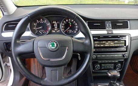 Skoda Superb III рестайлинг, 2012 год, 1 540 000 рублей, 10 фотография