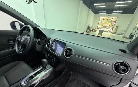 Honda Vezel, 2022 год, 1 500 999 рублей, 15 фотография