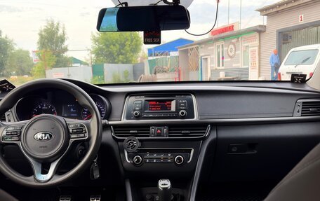 KIA Optima IV, 2017 год, 890 000 рублей, 8 фотография