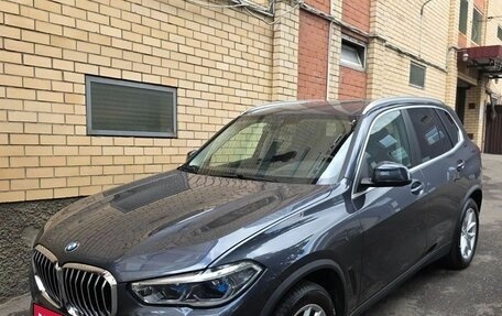 BMW X5, 2021 год, 8 000 000 рублей, 3 фотография