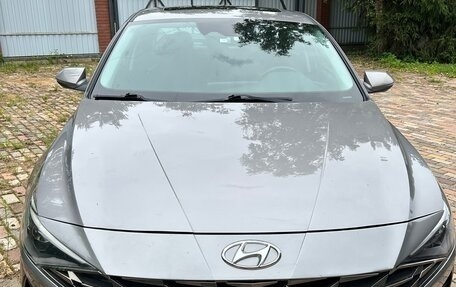 Hyundai Elantra, 2021 год, 1 850 000 рублей, 2 фотография