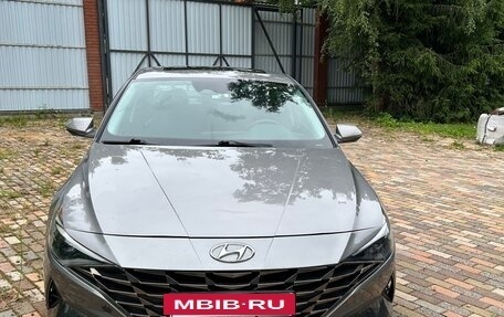Hyundai Elantra, 2021 год, 1 850 000 рублей, 9 фотография