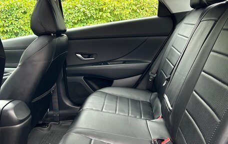 Hyundai Elantra, 2021 год, 1 850 000 рублей, 17 фотография