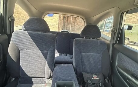 Honda Stream I рестайлинг, 2002 год, 280 000 рублей, 16 фотография