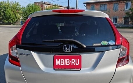 Honda Fit III, 2013 год, 1 050 000 рублей, 9 фотография