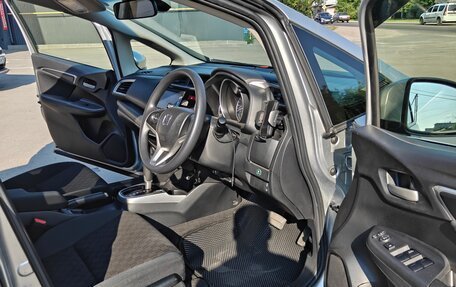 Honda Fit III, 2013 год, 1 050 000 рублей, 16 фотография