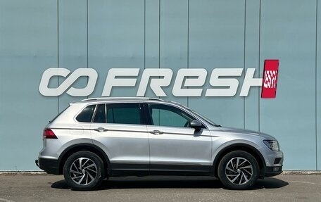 Volkswagen Tiguan II, 2018 год, 2 698 000 рублей, 3 фотография