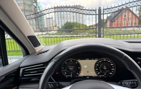 Volkswagen Touareg III, 2018 год, 4 900 000 рублей, 8 фотография