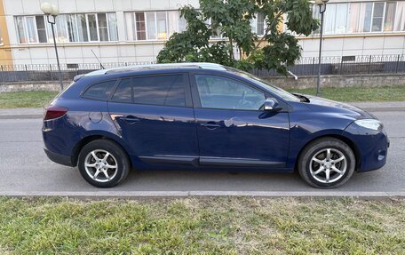 Renault Megane III, 2010 год, 500 000 рублей, 2 фотография