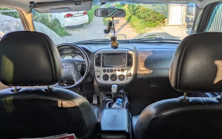 Ford Maverick, 2005 год, 840 000 рублей, 8 фотография