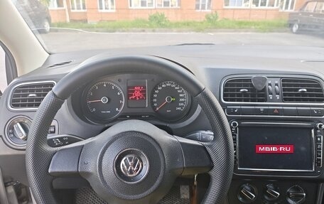 Volkswagen Polo VI (EU Market), 2010 год, 600 000 рублей, 5 фотография