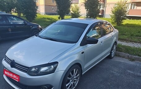 Volkswagen Polo VI (EU Market), 2010 год, 600 000 рублей, 4 фотография