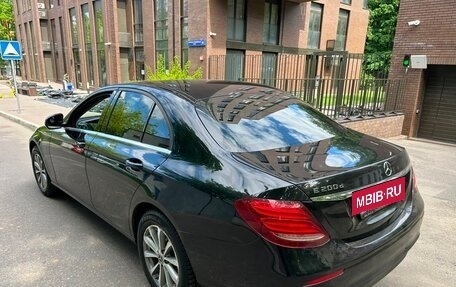 Mercedes-Benz E-Класс, 2019 год, 1 830 000 рублей, 3 фотография