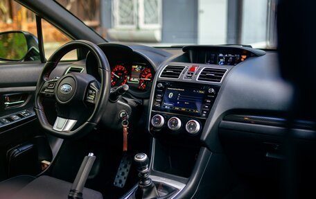 Subaru WRX I рестайлинг, 2017 год, 2 390 000 рублей, 17 фотография