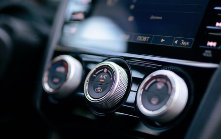 Subaru WRX I рестайлинг, 2017 год, 2 390 000 рублей, 19 фотография