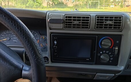 Chevrolet Blazer II рестайлинг, 1998 год, 200 000 рублей, 5 фотография