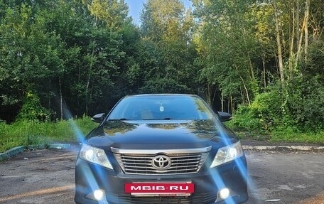 Toyota Camry, 2013 год, 1 380 000 рублей, 2 фотография