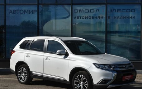 Mitsubishi Outlander III рестайлинг 3, 2015 год, 1 630 000 рублей, 3 фотография