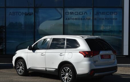 Mitsubishi Outlander III рестайлинг 3, 2015 год, 1 630 000 рублей, 7 фотография