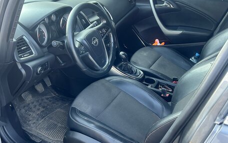Opel Astra J, 2011 год, 465 000 рублей, 15 фотография