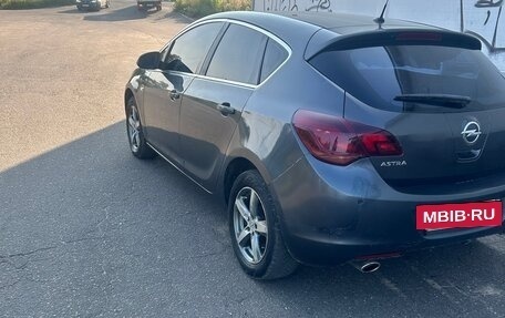 Opel Astra J, 2011 год, 465 000 рублей, 11 фотография